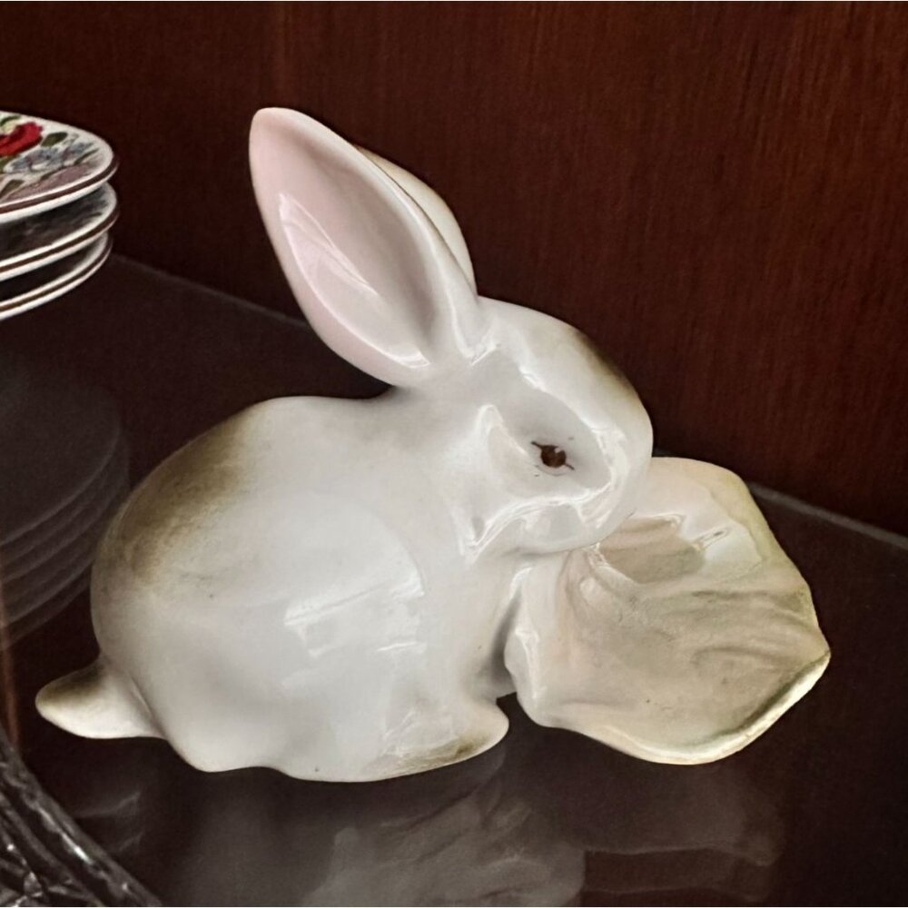 Vintage Zsolnay Pecs Hungary Small Bunny Rabbit Eating Cabbage Figurine 2-1/2"